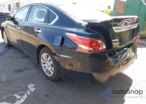 2015 Nissan Altima 2.5/2.5 S/2.5 Sl/2.5 Sv из США, поврежденный, VIN 1N4AL3AP8FC172072